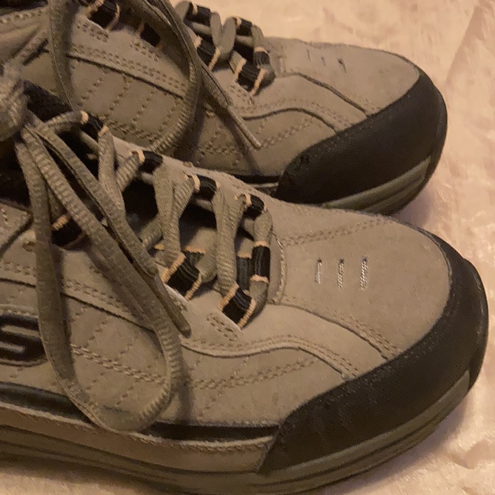 Skechers Shape-ups Gray Lace Up Sneakers - Picture 7 of 8